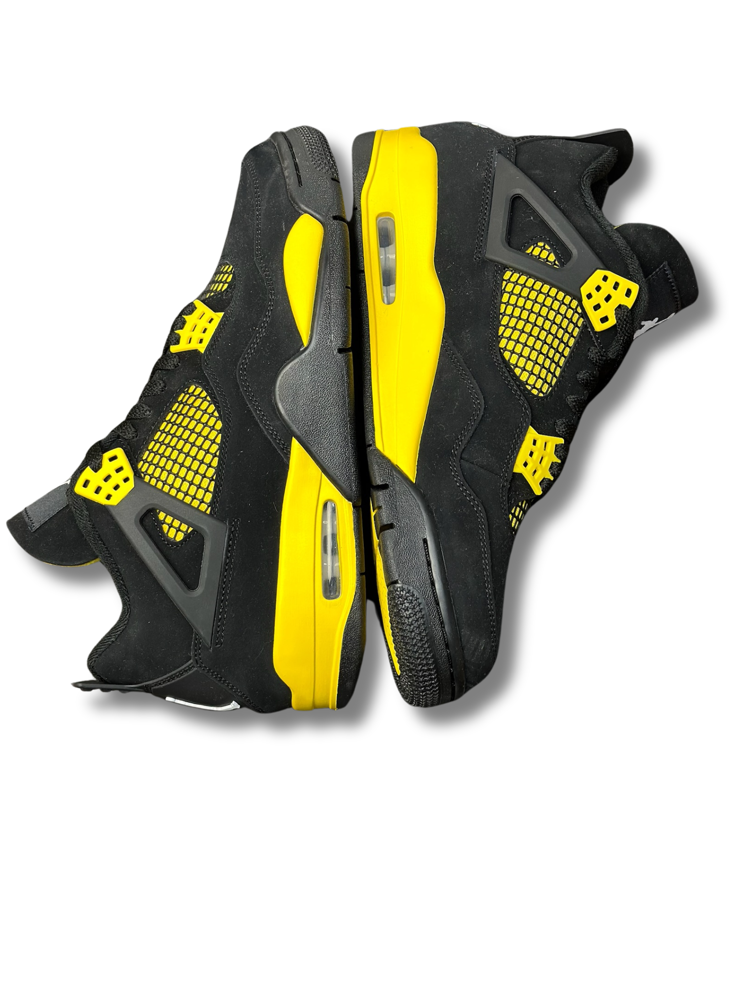 Jordan 4 Retro Thunder - SnkrsMobb