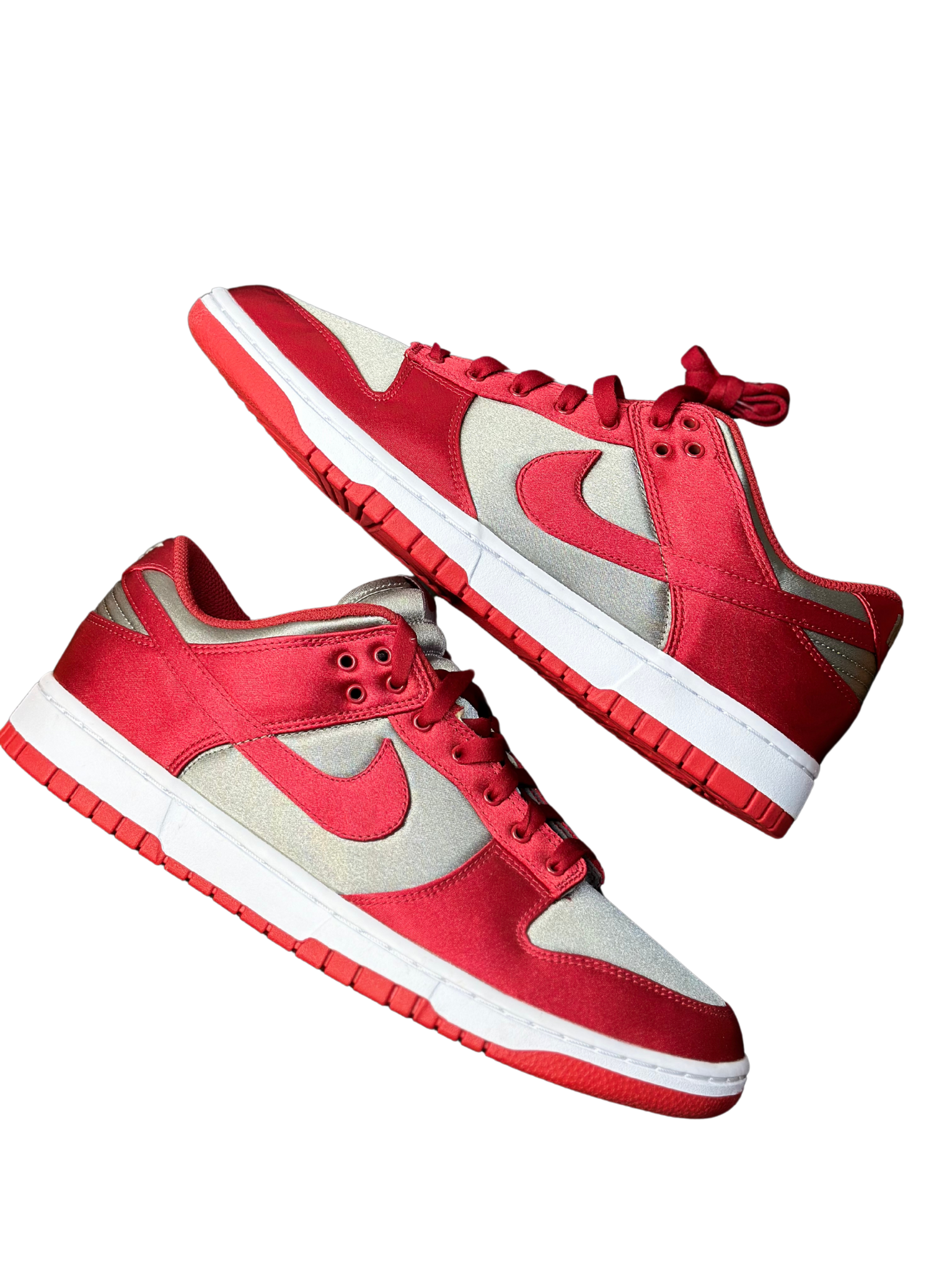 Nike Dunk Low "UNVL Satin" - SnkrsMobb