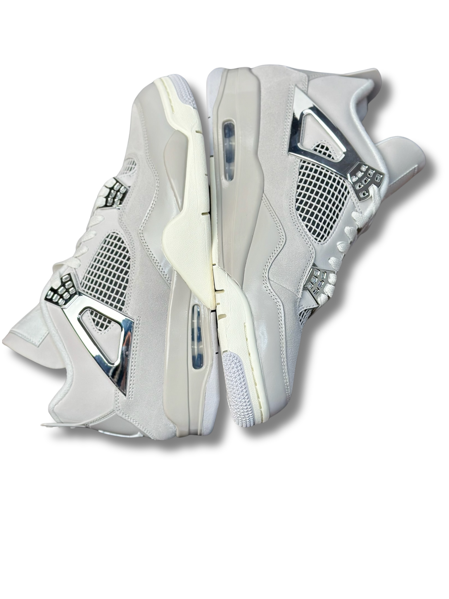 Jordan 4 Frozen Moments - SnkrsMobb