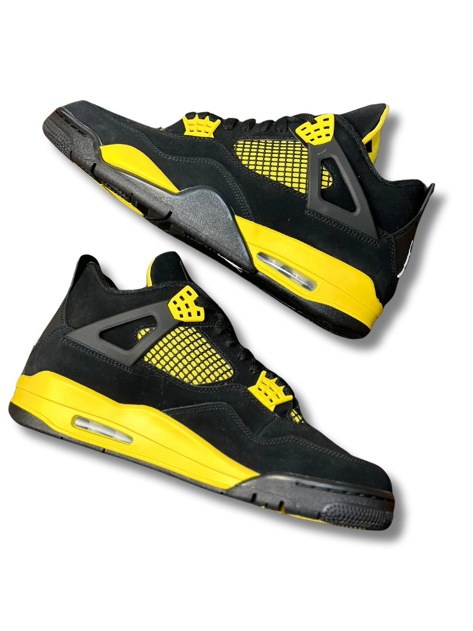 Jordan 4 Retro Thunder - SnkrsMobb