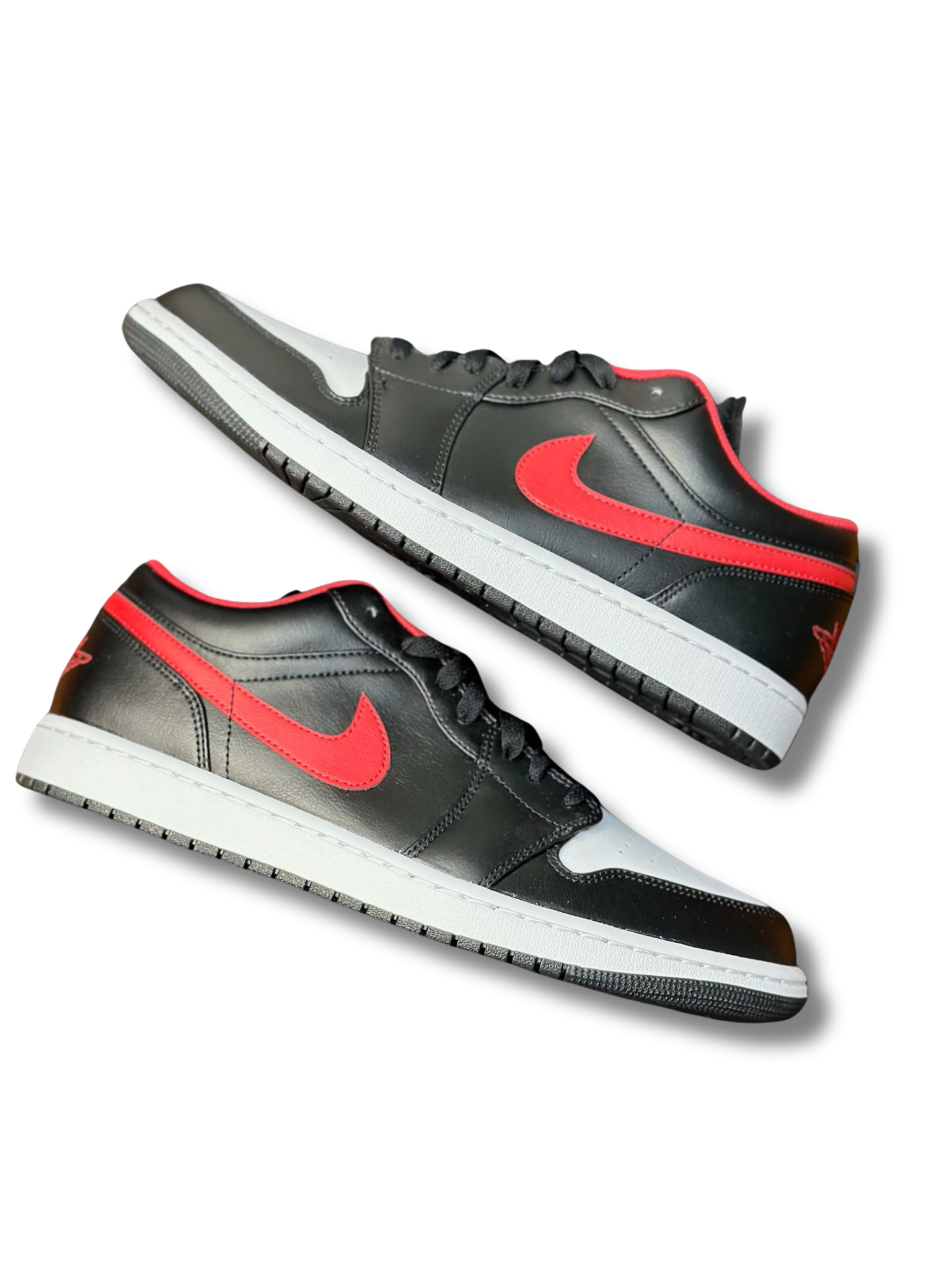 Jordan 1 Low "White Toe" - SnkrsMobb